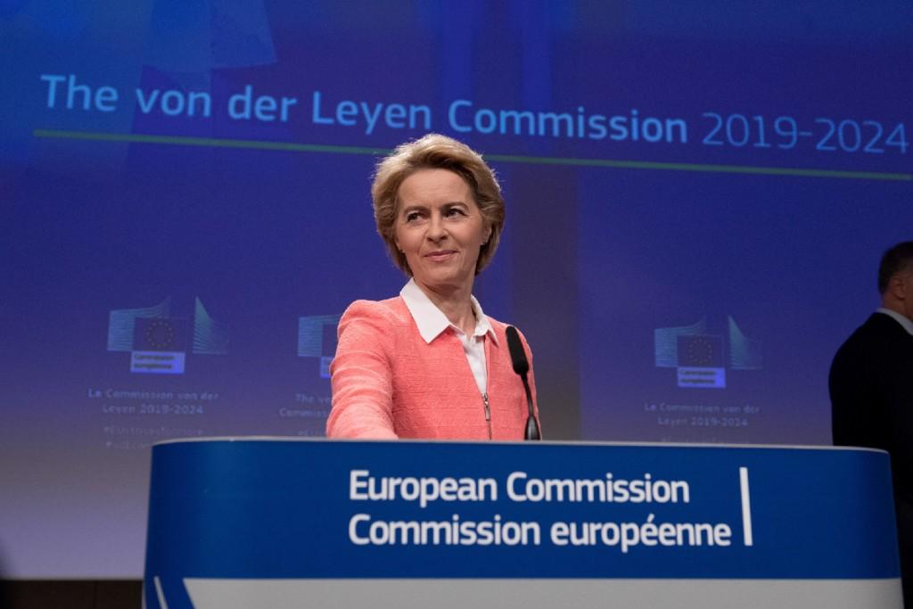 Euroopan komission puheenjohtaja Ursula von der Leyen.